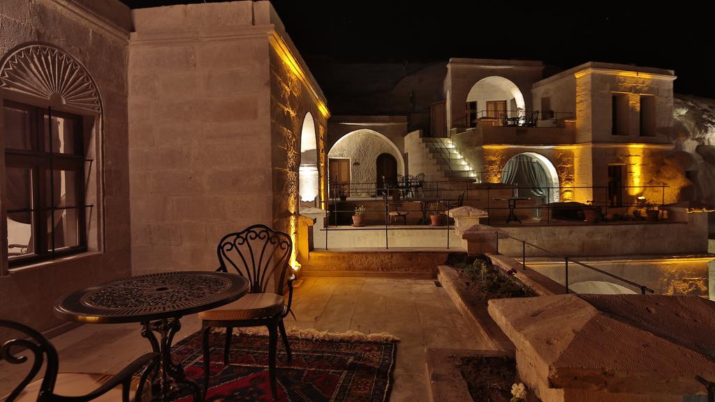 Phocas Cave Suites เกอเรเม ห้อง รูปภาพ