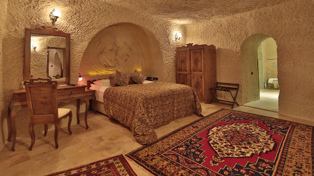 Phocas Cave Suites เกอเรเม ห้อง รูปภาพ