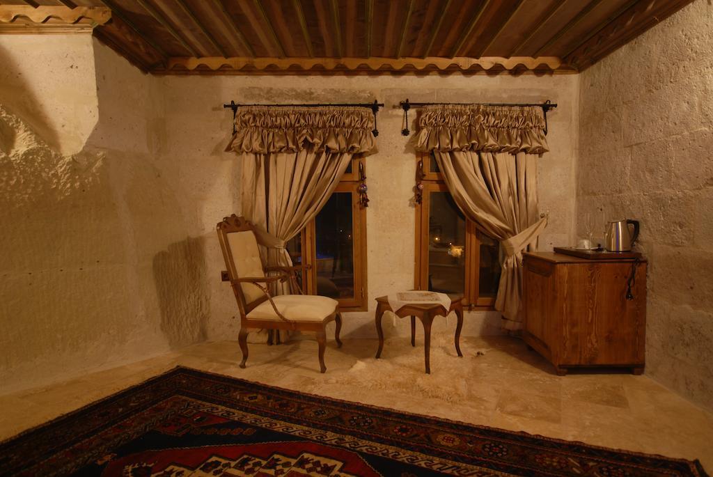 Phocas Cave Suites เกอเรเม ห้อง รูปภาพ